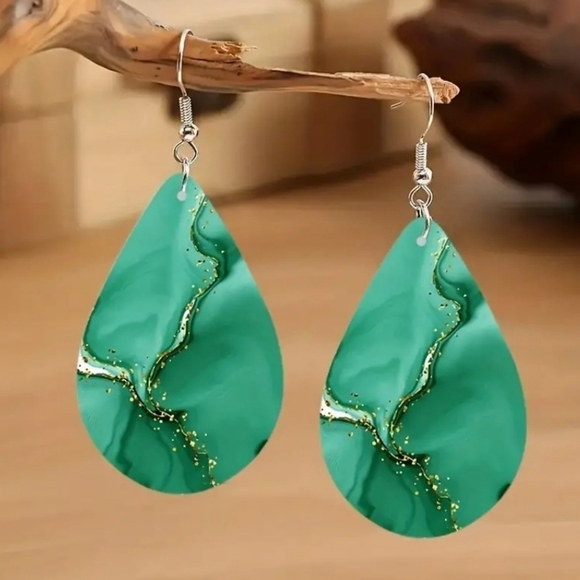 Boho Dangling Wooden Fashion Earrings - Picture 2 of 8